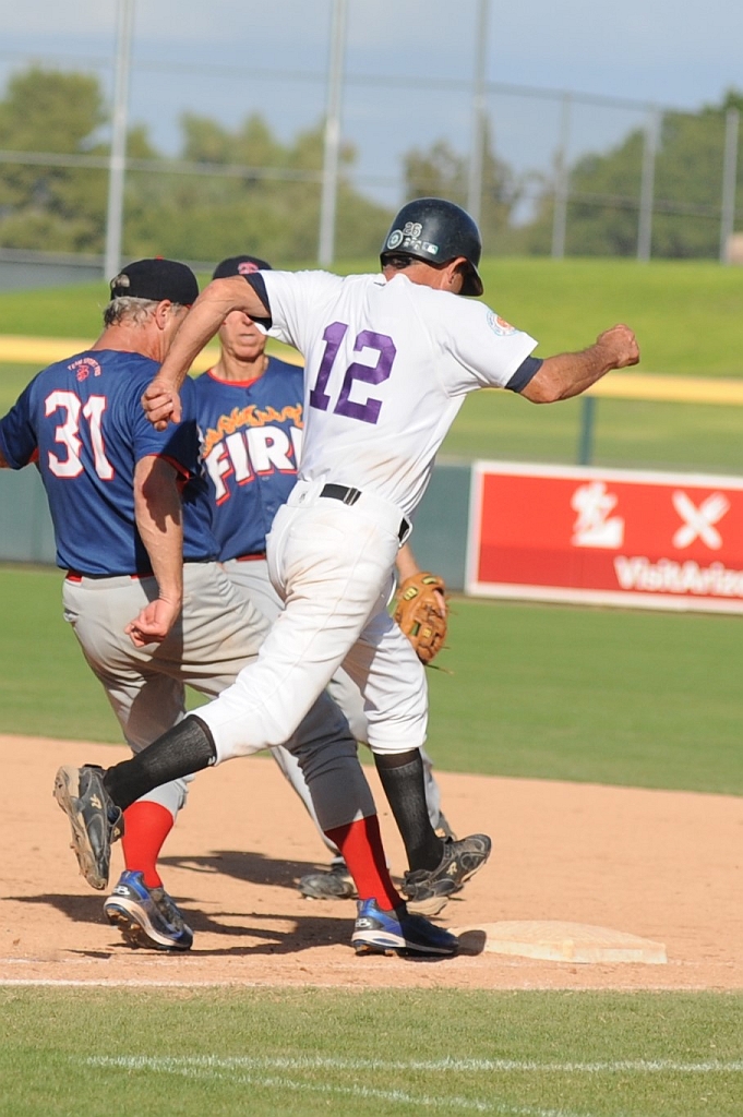 Dragons_2017-11-04 (605).JPG - (c)2010 DeVetter